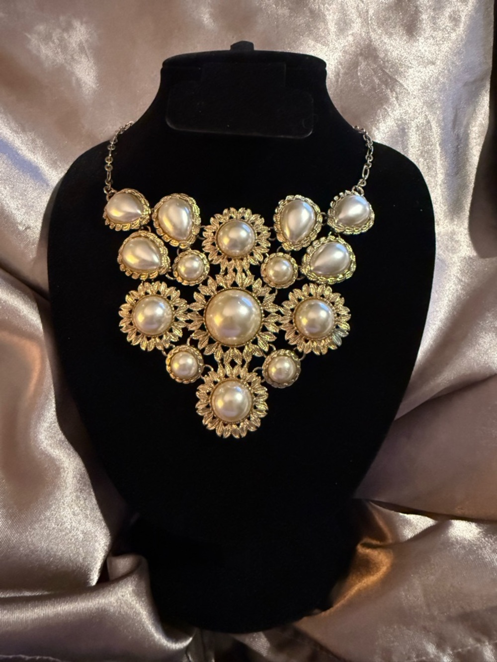 Gold tone Pearl like Cabochon Necklace - Women Jewelry